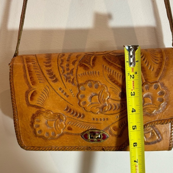 TOOLED Leather Shoulder Multiple Pockets and Inner Utility Pockets Handmade Bag - Picture 5 of 16